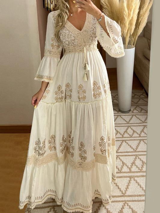 Bohemian Embroidered Maxi Dress – Timeless Elegance